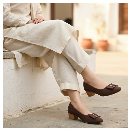Matte Buckle Heel Brown