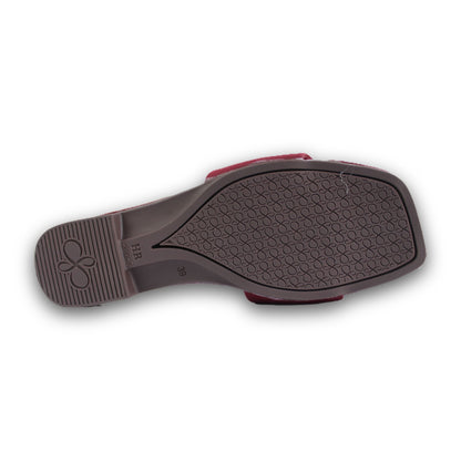 Emblem Buckle Flat Slide - UI 782