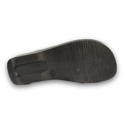 Embossed Footbed Thong Sandal - 34