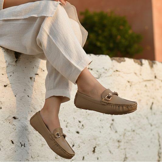 Classic Buckle Loafer Beige